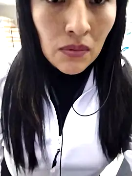 Snapshot of Lobitasexiii chatting on 4, 11, 2025 Lobitasexiii online show from 4, 11, 2025