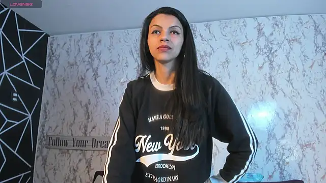 aitana garcia  online show from 26, 9, 2025