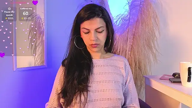 Snapshot of aitana_garcia_ chatting on 8, 5, 2026 aitana garcia online show from 8, 5, 2026
