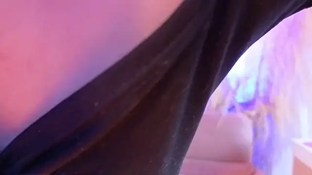 Snapshot of aitana_garcia_ chatting on 28, 4, 2026 aitana garcia online show from 28, 4, 2026