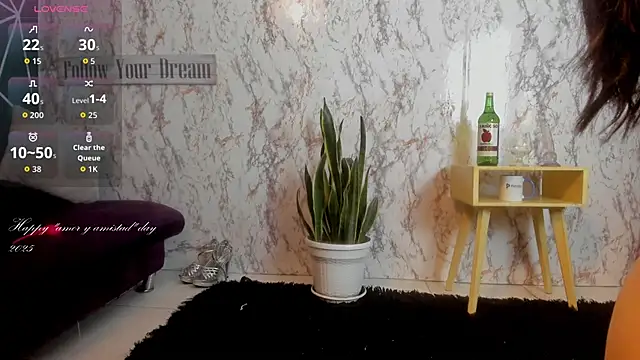 aitana garcia  online show from 20, 9, 2025