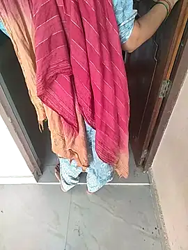 indian couple4 online show from 10, 9, 2025