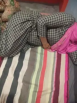 indian couple4 online show from 15, 3, 2025