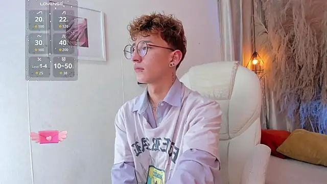 iiangel  online show from 18, 9, 2025