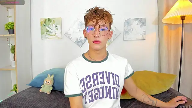 iiangel  online show from 11, 11, 2025