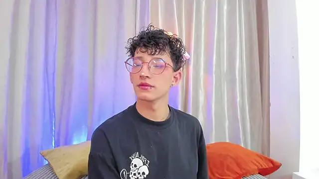 iiangel  online show from 28, 2, 2026