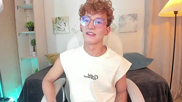 iiangel  online show from 5, 11, 2025