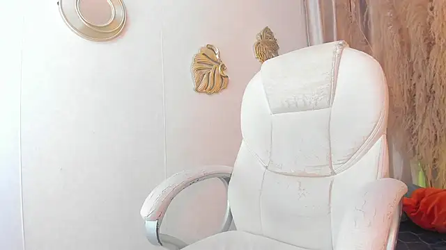 iiangel  online show from 11, 9, 2025