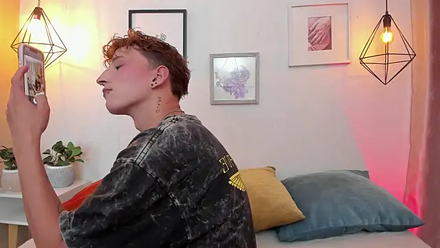 iiangel  online show from 24, 9, 2025