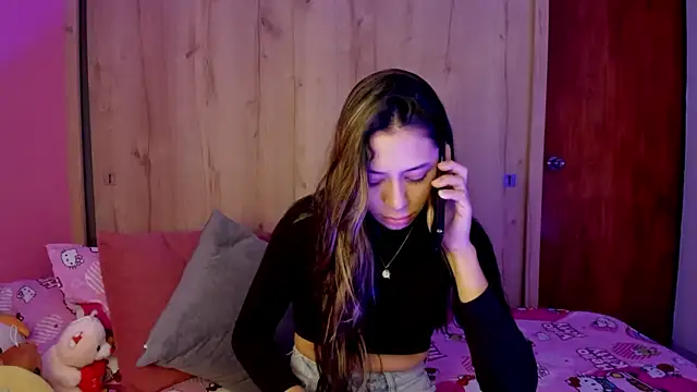 Snapshot of TANIA_06 chatting on 8, 6, 2026 TANIA 06 online show from 8, 6, 2026