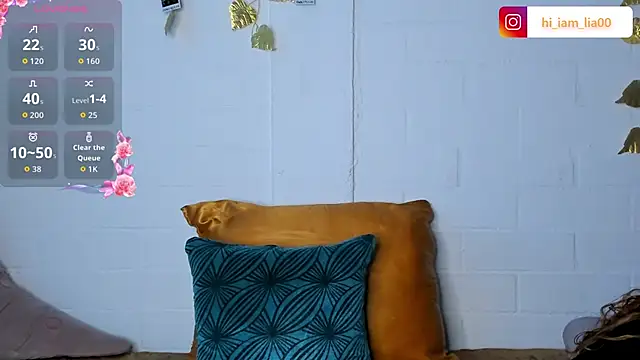 LiaHansson online show from 29, 10, 2025