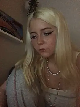 Blondie Sofia Essexbabe online show from 27, 9, 2025