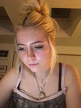 Blondie Sofia Essexbabe online show from 21, 3, 2025