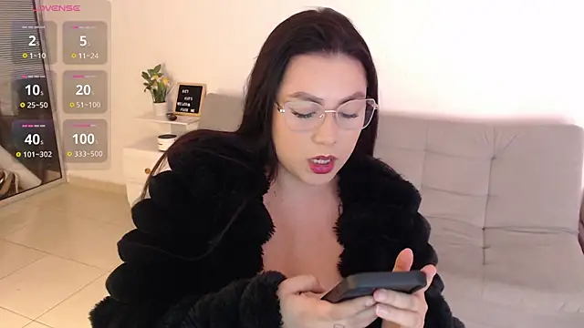 emily-777 online show from 18, 11, 2025