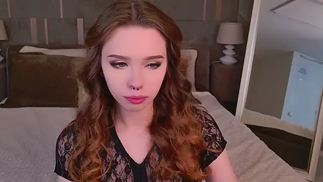 Sierra Fane online show from 28, 2, 2025