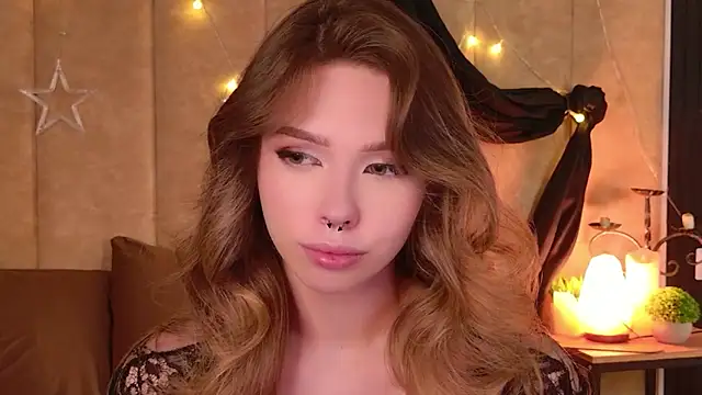 Sierra Fane online show from 13, 4, 2026