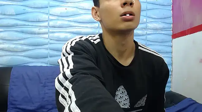 seigfried0 online show from 20, 2, 2025