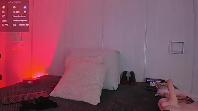 sasha riverss online show from 28, 11, 2025