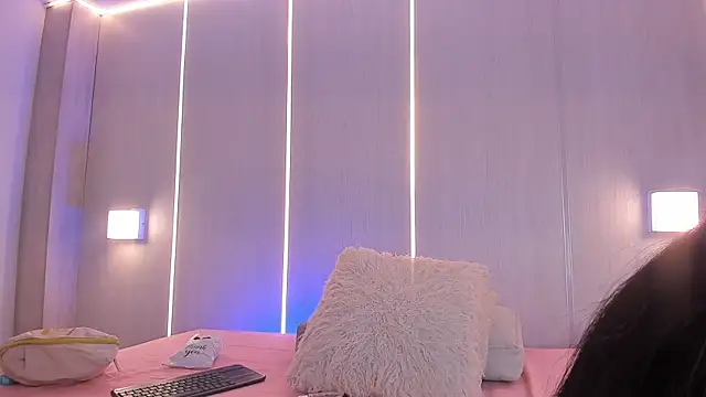 sasha riverss online show from 25, 5, 2026