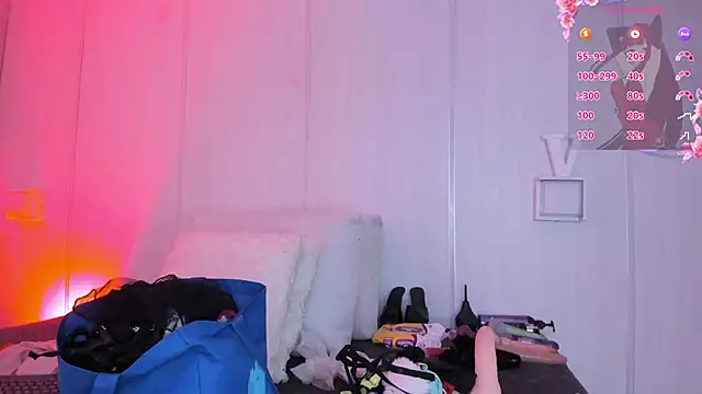 sasha riverss online show from 13, 11, 2025