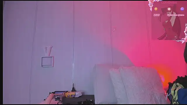 sasha riverss online show from 10, 11, 2025