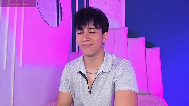 Allex Cano online show from 8, 11, 2025