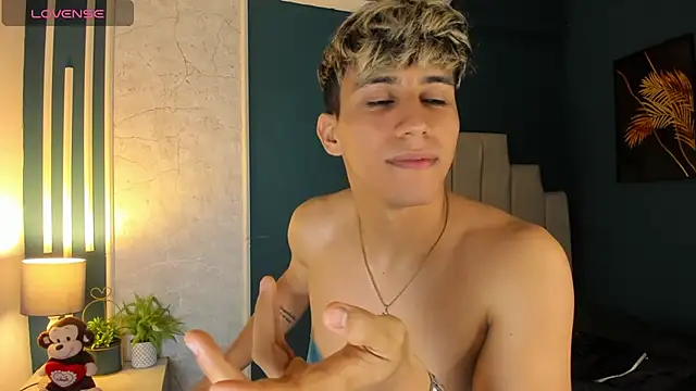 Allex Cano online show from 8, 3, 2025