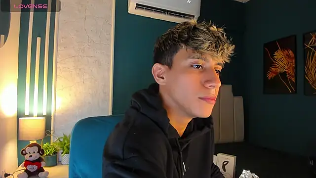 Allex Cano online show from 10, 3, 2025