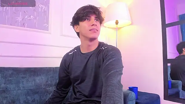 Allex Cano online show from 12, 4, 2026