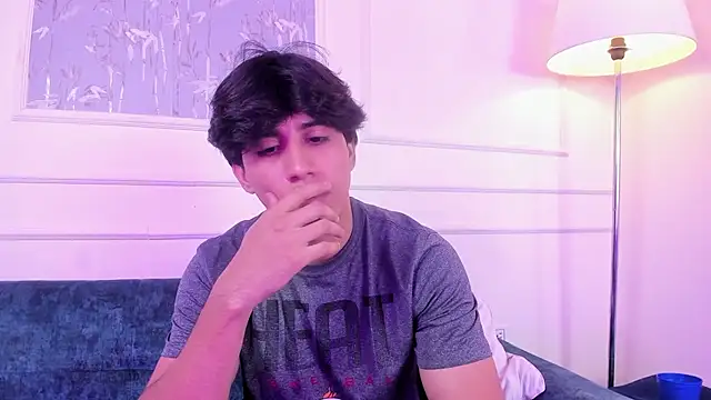 Allex Cano online show from 13, 4, 2026