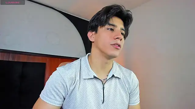 Allex Cano online show from 22, 2, 2026