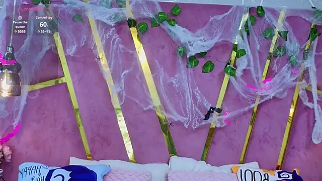 EmmyCortez online show from 24, 10, 2025