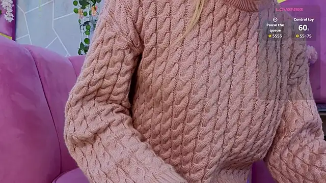 EmmyCortez online show from 6, 10, 2025