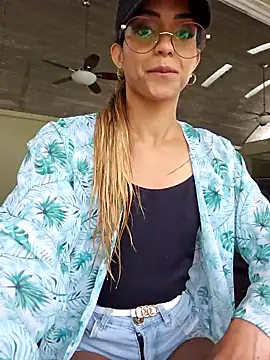 EmmyCortez online show from 11, 3, 2025