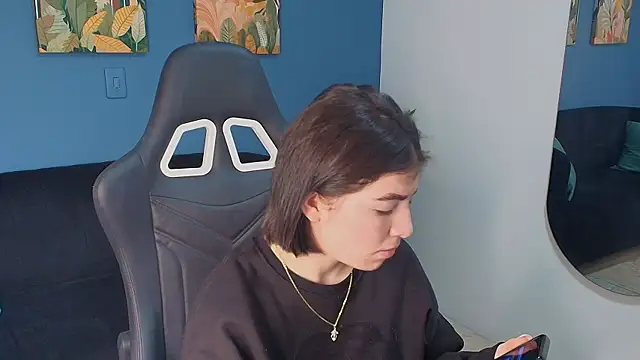 Zamira Taylor online show from 24, 9, 2025