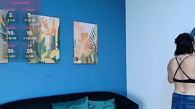 Zamira Taylor online show from 23, 10, 2025