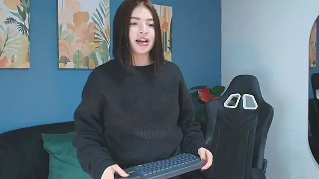 Zamira Taylor online show from 7, 2, 2026