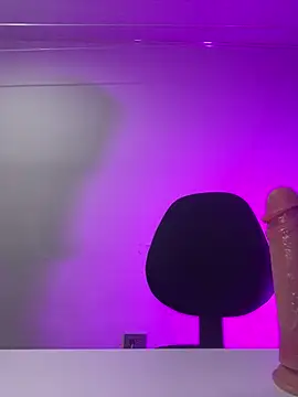 Ahri Roux  online show from 23, 2, 2025