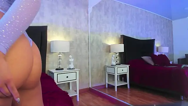 NahomyCarther online show from 4, 3, 2026