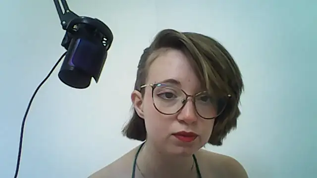 Elise Nyx online show from 12, 9, 2025