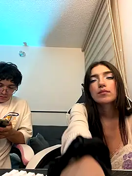 DesireLuxe online show from 12, 11, 2025