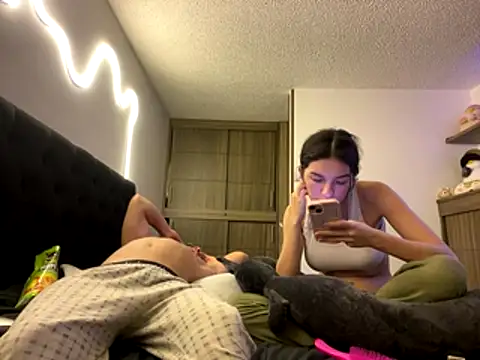 DesireLuxe online show from 9, 1, 2026