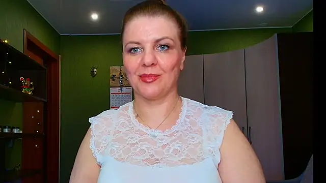 Snapshot of VeronikawGold chatting on 9, 6, 2026 VeronikawGold online show from 9, 6, 2026