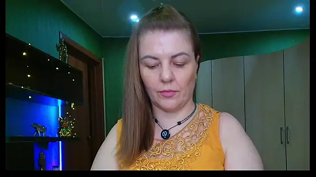 Snapshot of VeronikawGold chatting on 4, 7, 2026 VeronikawGold online show from 4, 7, 2026