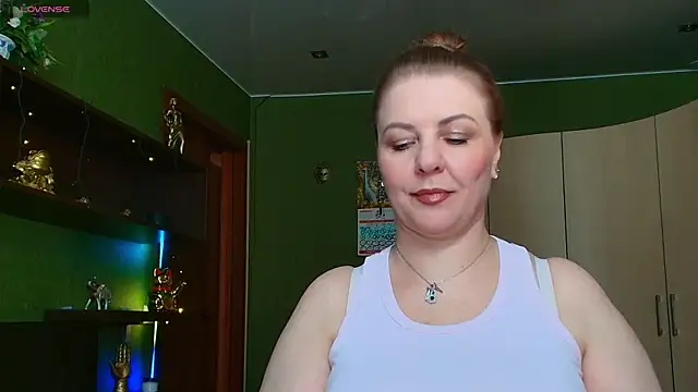 Snapshot of VeronikawGold chatting on 18, 7, 2026 VeronikawGold online show from 18, 7, 2026