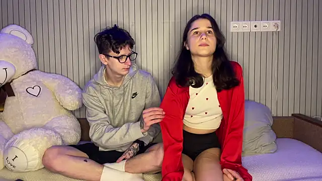 baby lesi online show from 12, 3, 2026