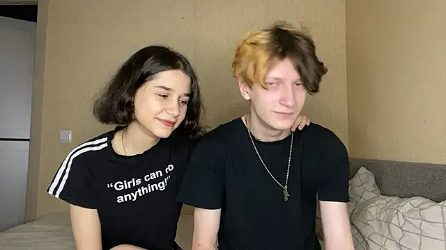 baby lesi online show from 7, 3, 2025