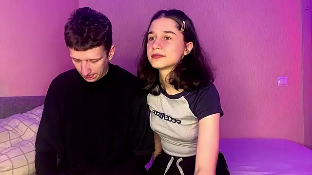 baby lesi online show from 3, 10, 2025