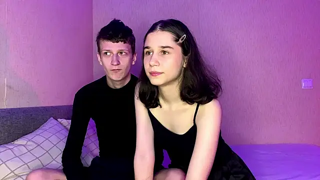 baby lesi online show from 4, 10, 2025