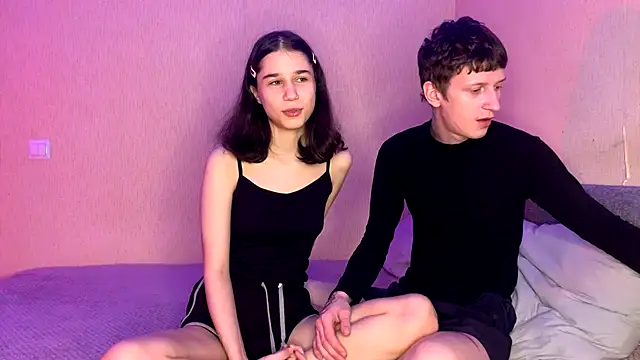 baby lesi online show from 2, 11, 2025